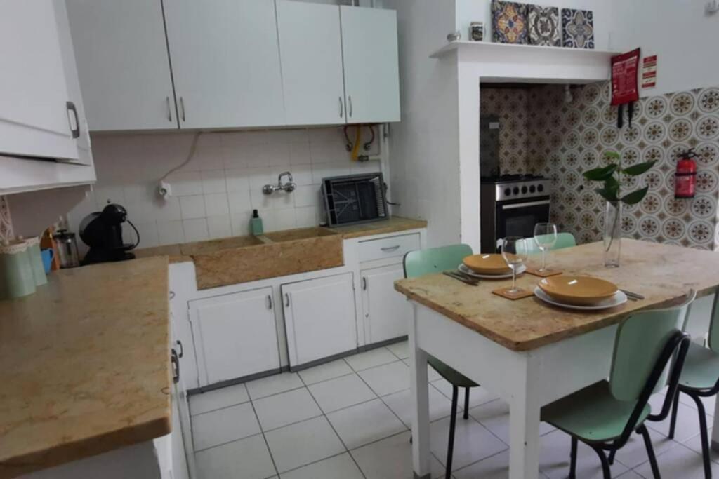 Apartment Charming Sunny Terrace / One Bedroom Lisbon