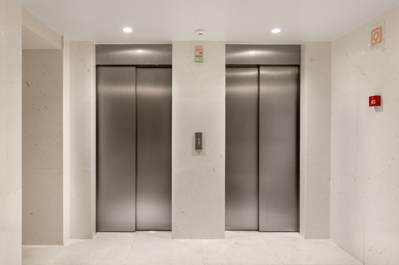 Joivy Luxurious With River View Near Time Out Market *