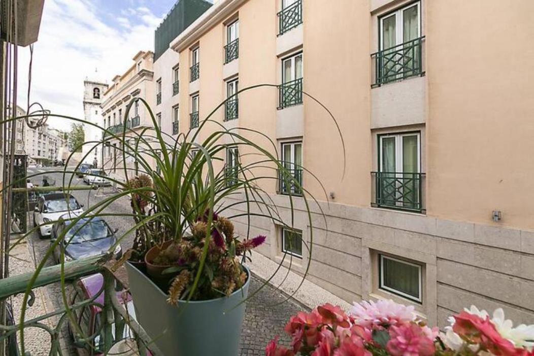 Apartment Romantic El Corte Ingles 2 *