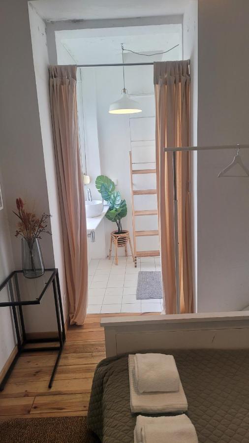 Tiny With Private Bathroom - Bairro Alto * Lisbon