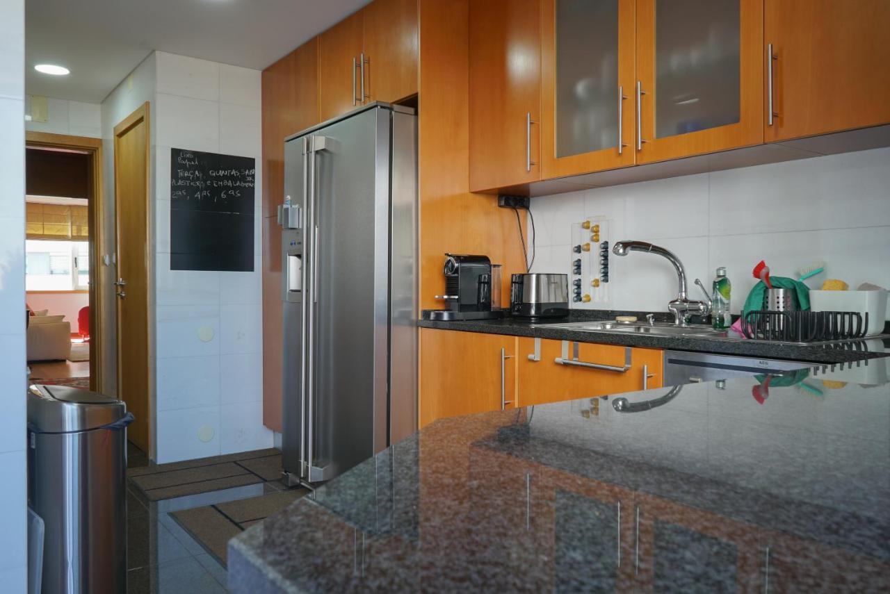 Oriente River View W/ Balcony&garage Apartment Lisbon
