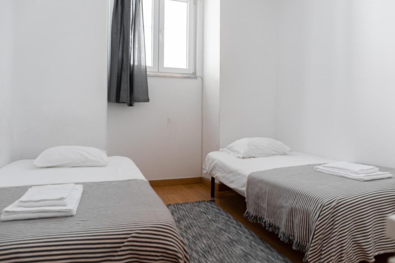 Entrecampos - Two Bedroom With Terrace Apartment *