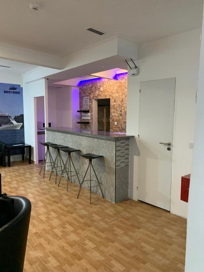 Albergue Place Santa Apolónia