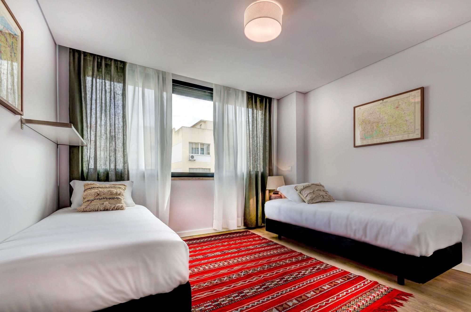 Serviced - Avenida Da Liberdade Apartment Lisbon