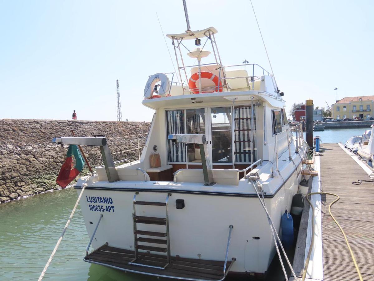Botel Barco Lusitano *