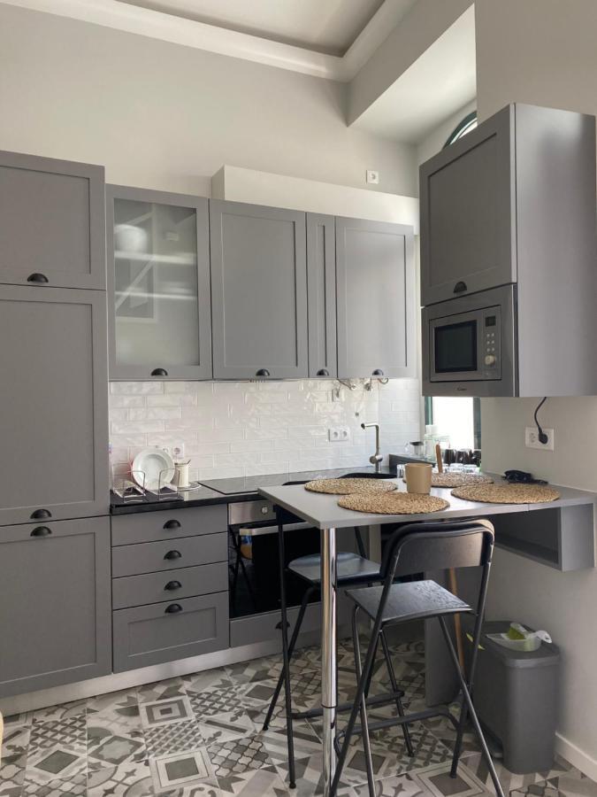 T 2 In The Heart Of Apartment