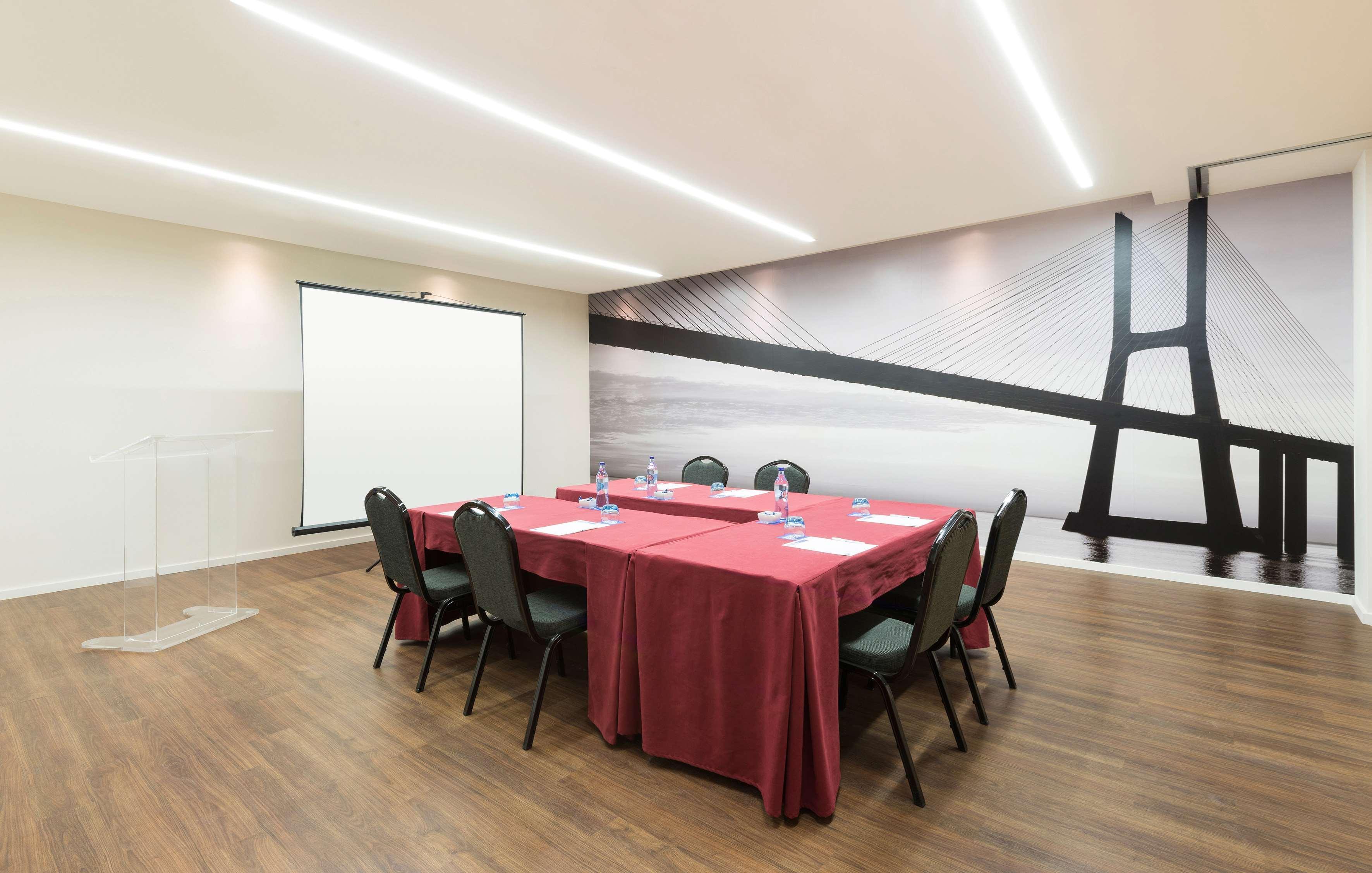 Melia Oriente Hotel 4*