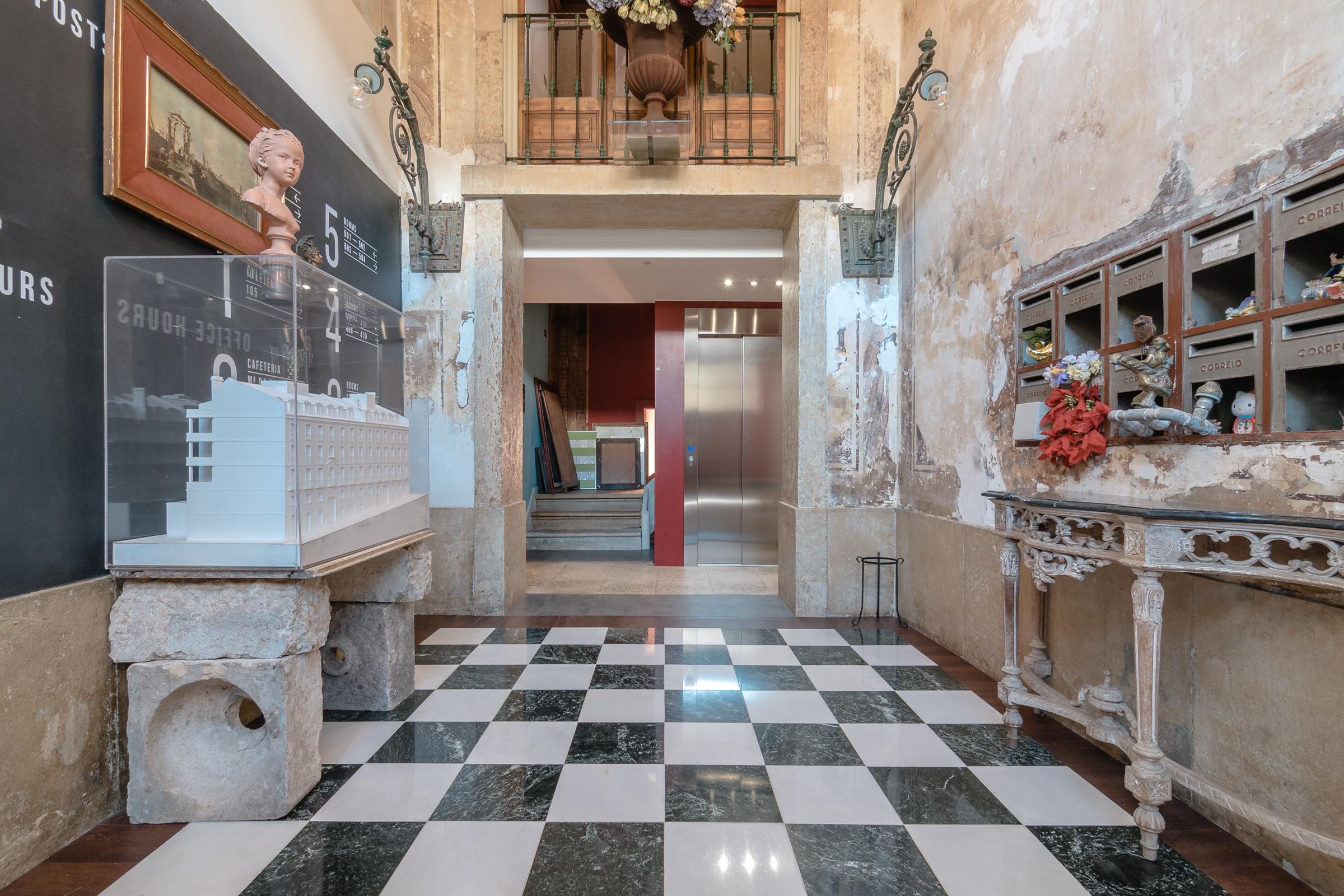 The Indy House - & 3* Lisbon