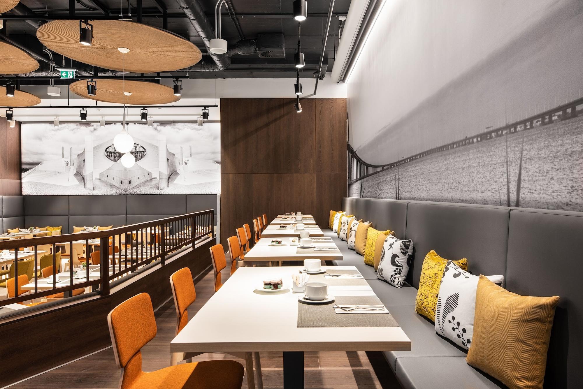 Ikonik Hotel