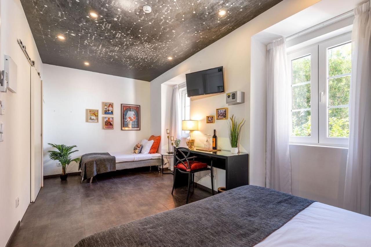 Bed & Breakfast Wine House - & *