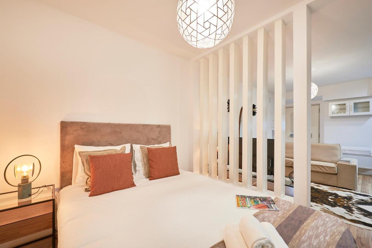 Apartment Charming In Historic Center Lisbon