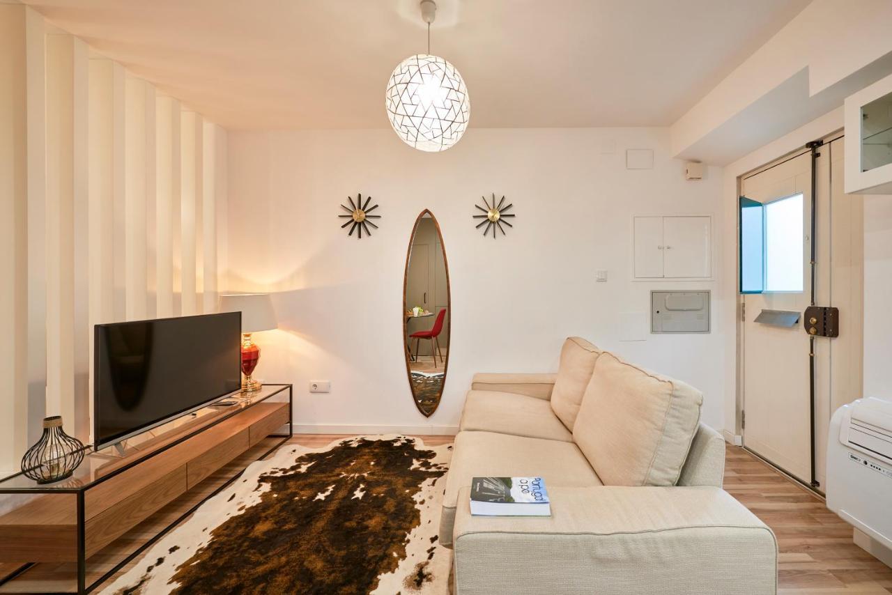 Charming In Historic Center * Lisbon