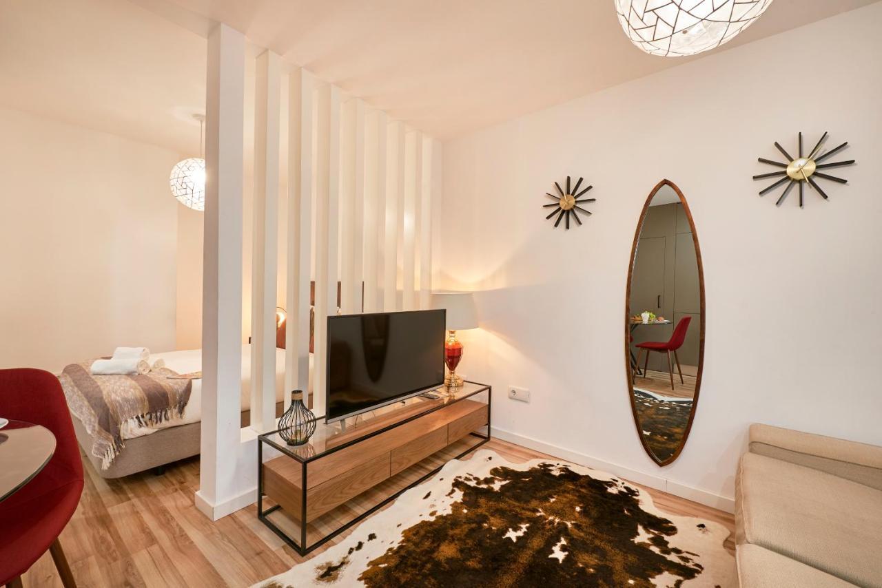 Charming In Historic Center * Lisbon