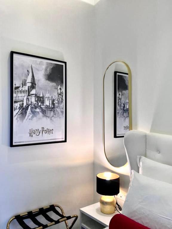 Hollywood By Hotel 4*
