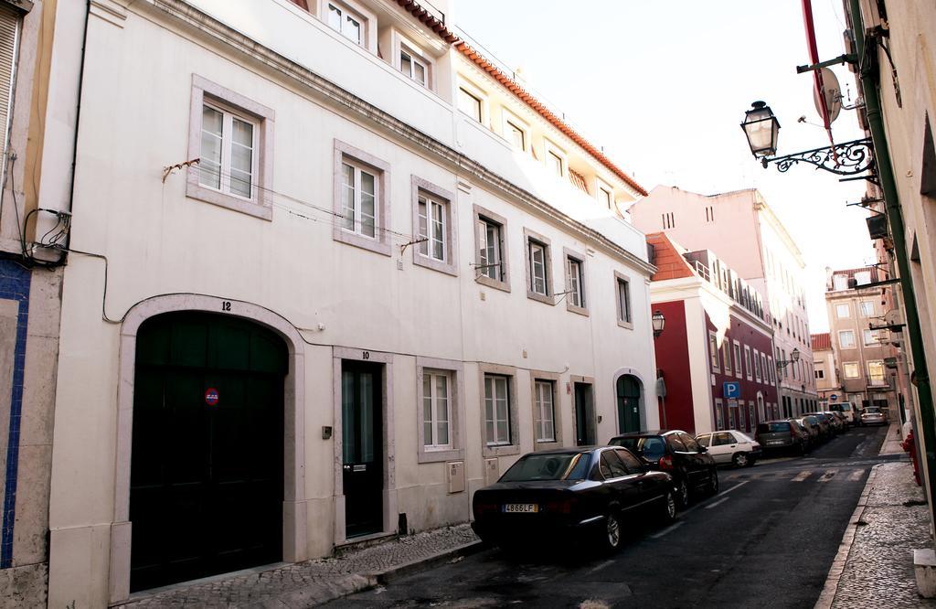 Triplex With Garage - Praca Das Flores * Lisbon