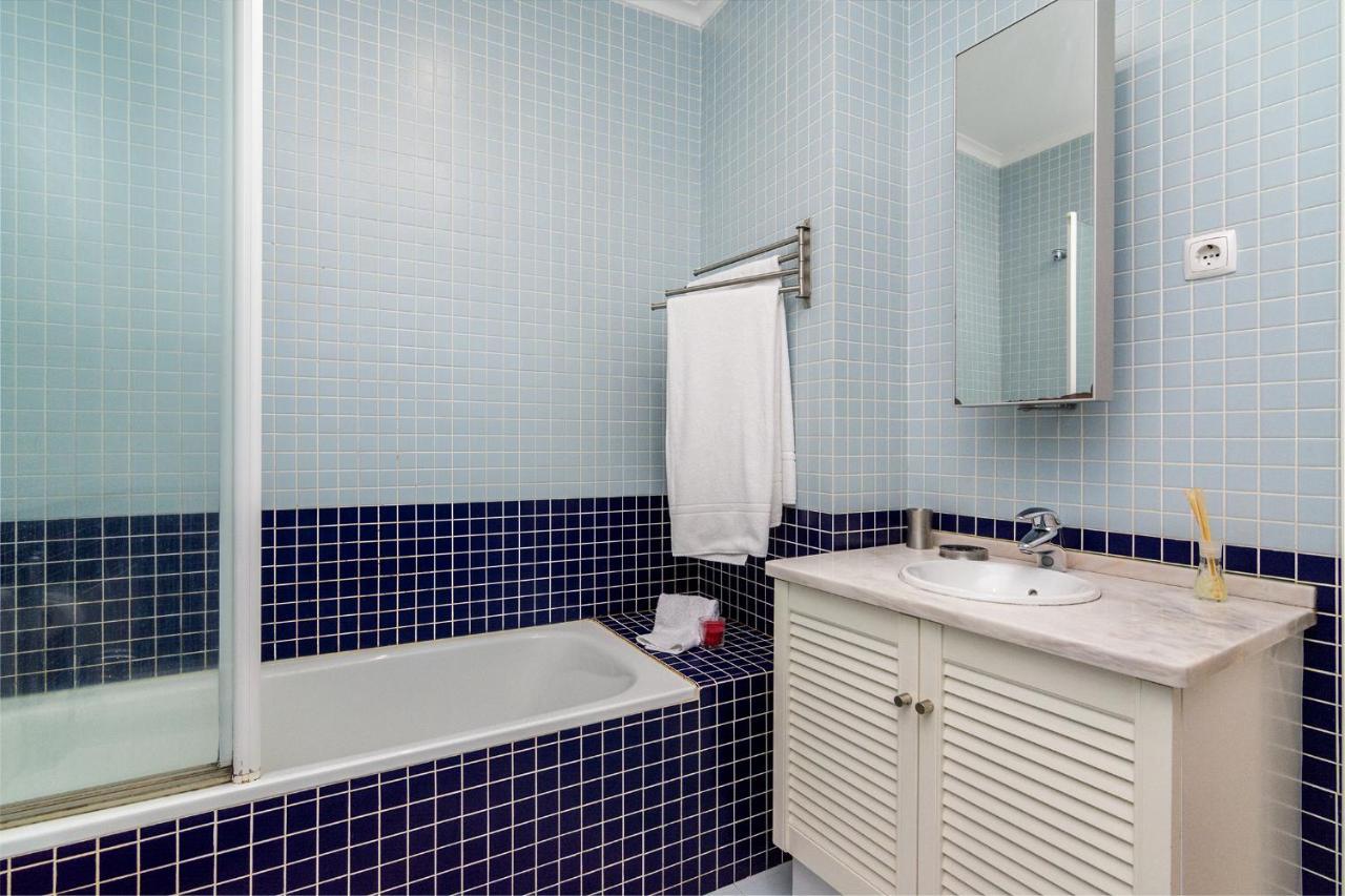 Whome Trigueiros Downtown 1-bed W/ac In Location Apartment Lisbon