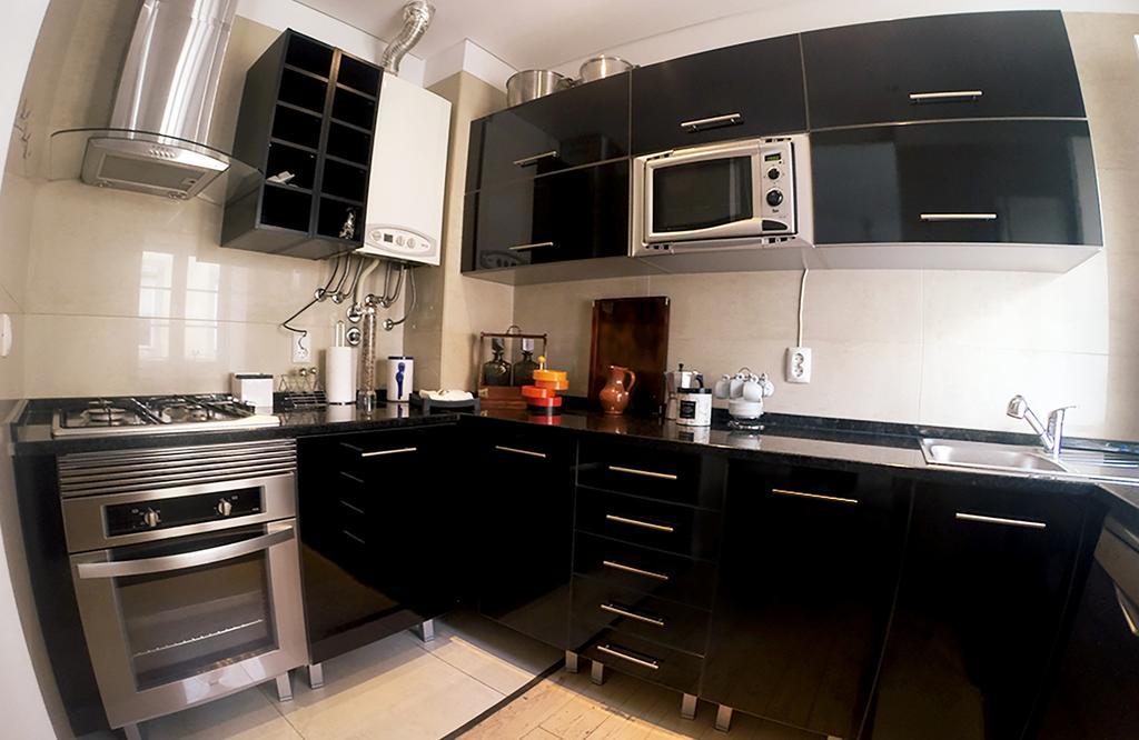 Triplex With Garage - Praca Das Flores
