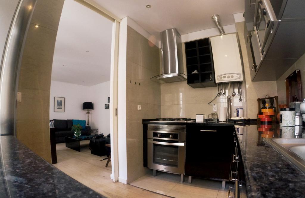 Triplex With Garage - Praca Das Flores Apartment