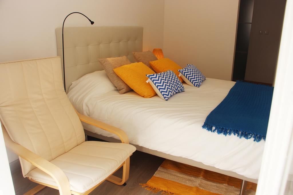 Apartment Roots -
