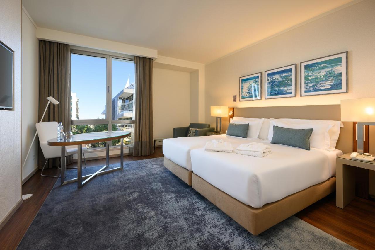 Melia Oriente 4* Lisbon