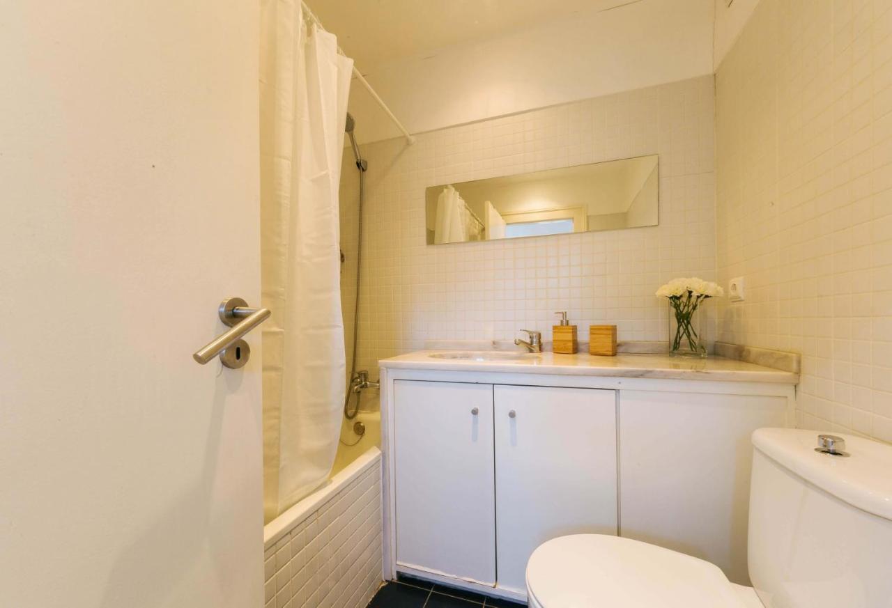 Not Guilty Duplex At Bairro Alto Lisbon