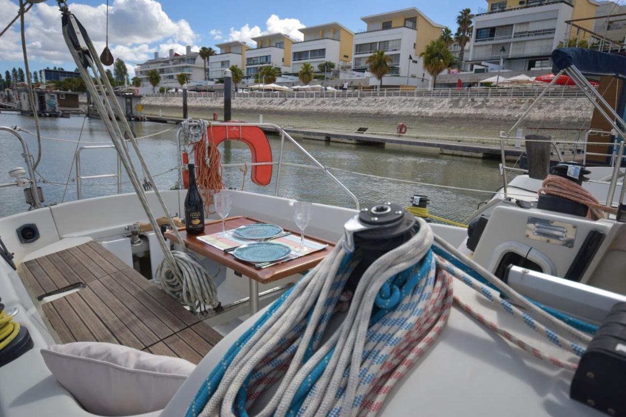 Botel Arecadina *