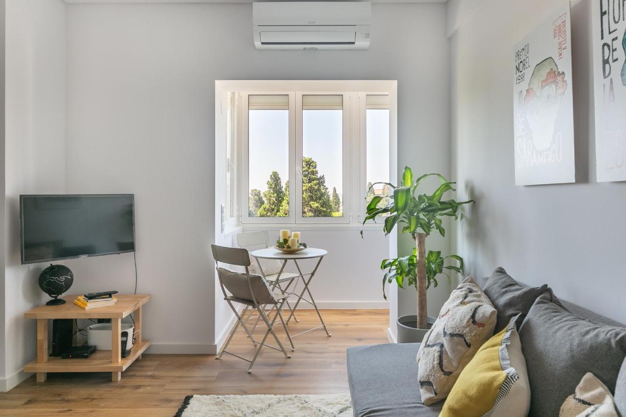 Spacious Campo D'ourique With Ac Apartment Lisbon