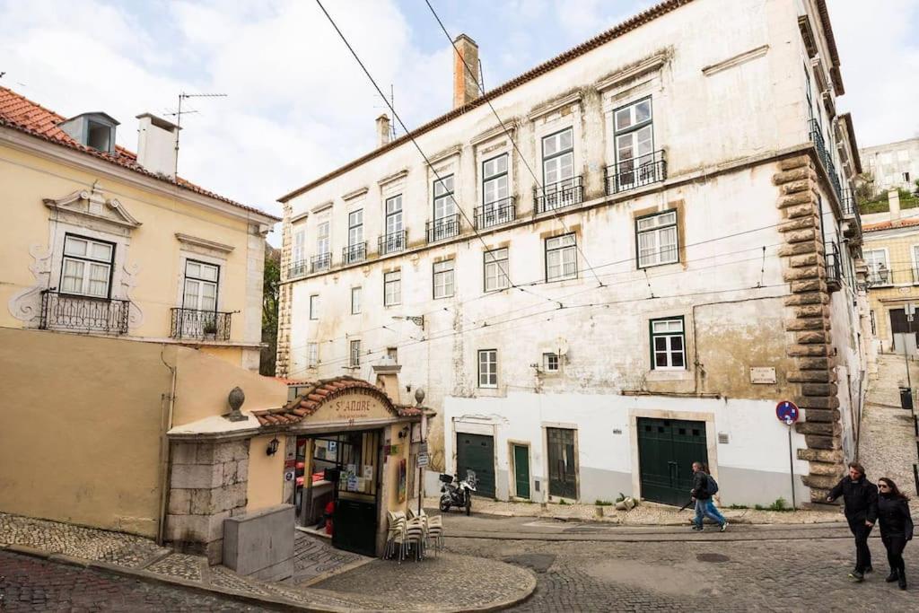 Ola - Castelo Iii * Lisboa