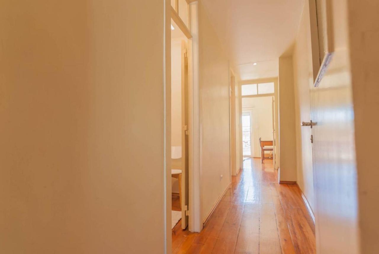 Apartment Cozy Two Bedroom In Santa Marinha