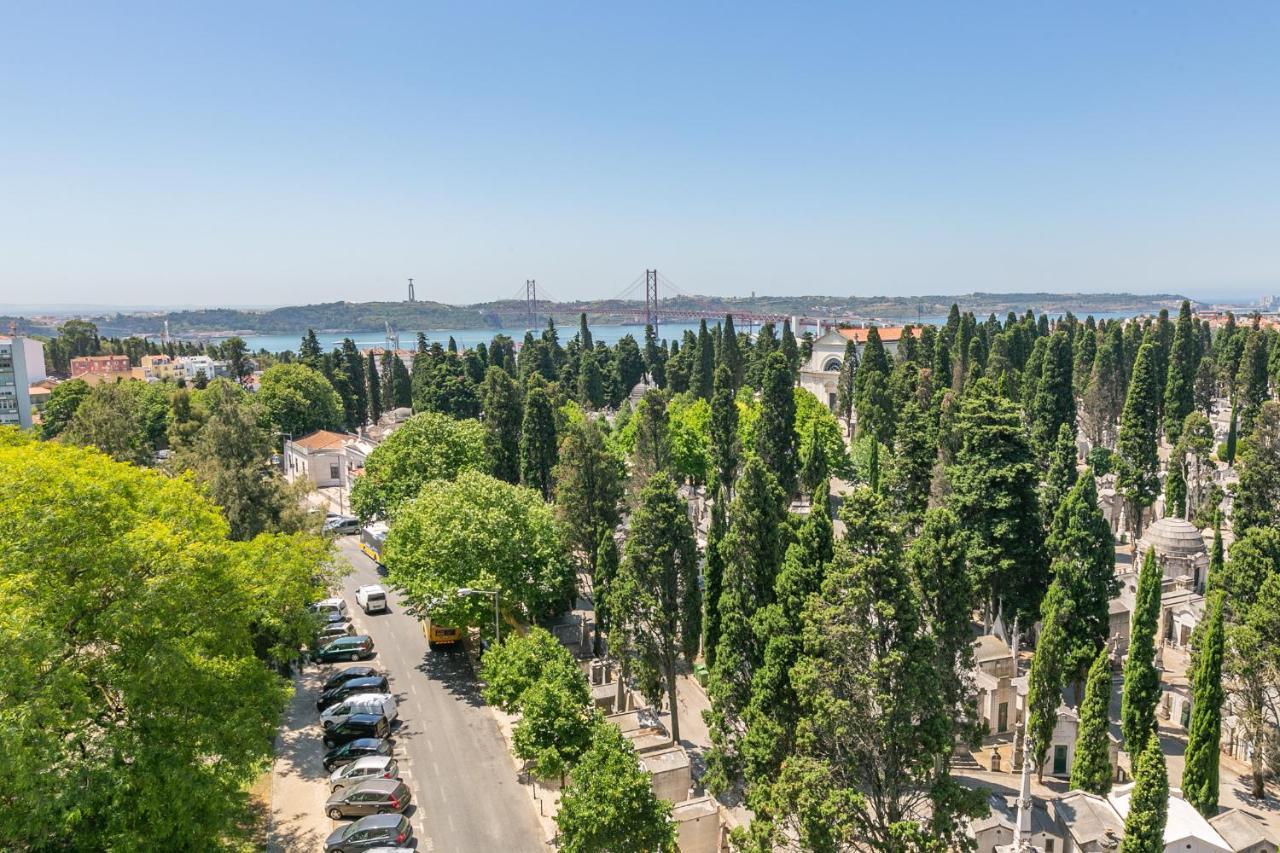 Spacious Campo D'ourique With Ac