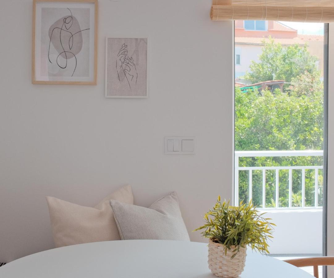 Downtown Terrace - 2 Bedroom In Graca With Private & Sunny Terrace! Apartment