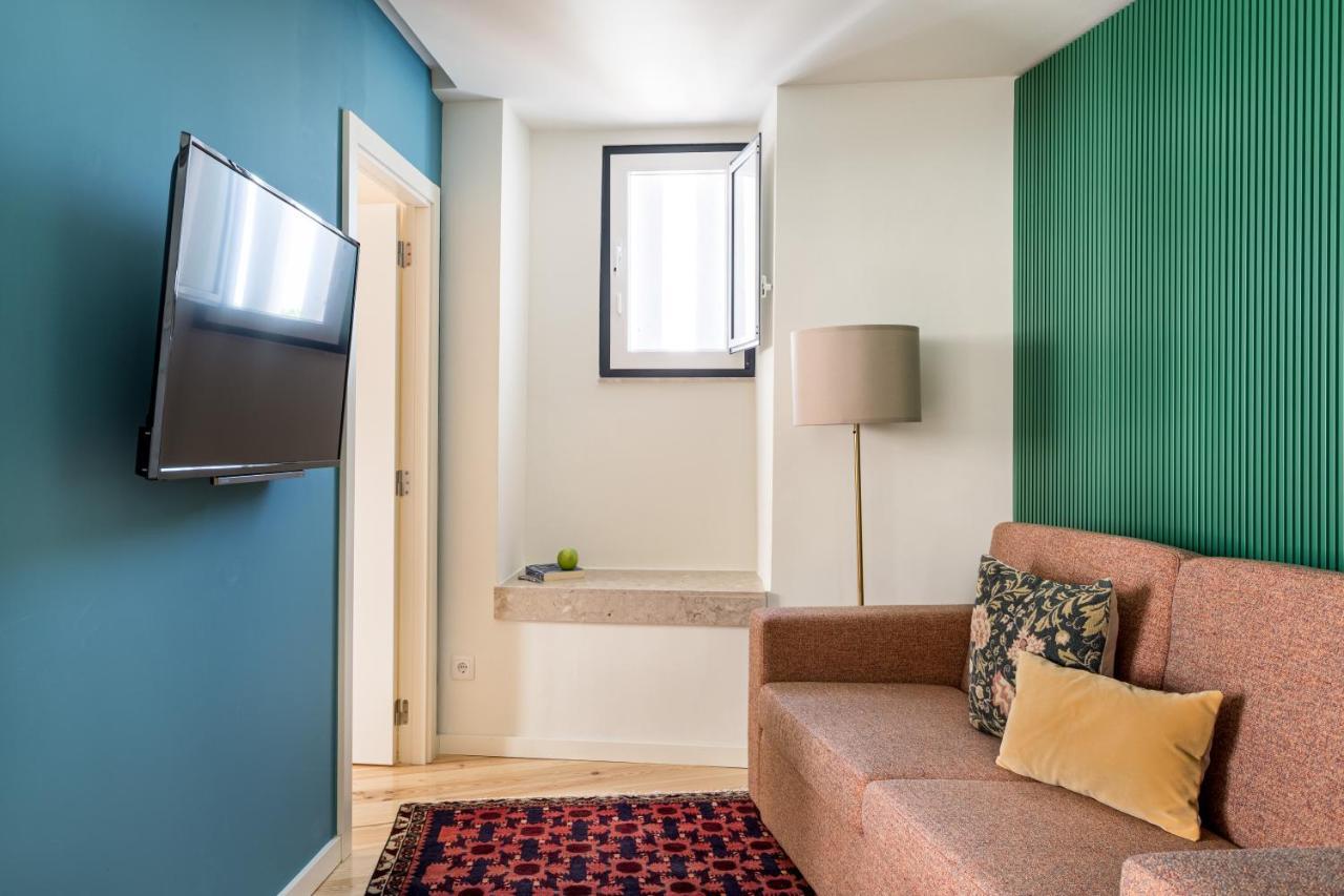 Joivy Flats Next To Rossio Square And Main Attractions Lisbon