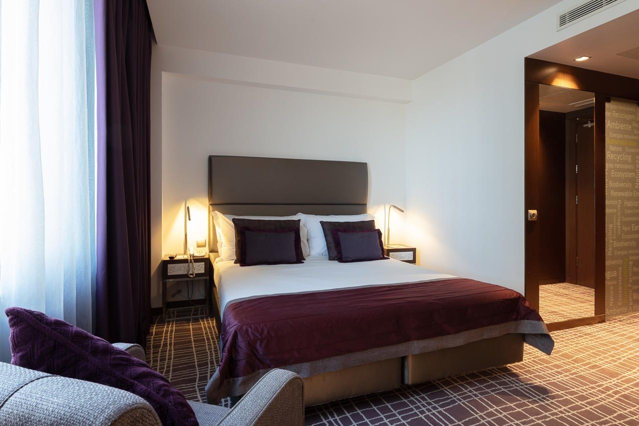 Hotel Neya 4*