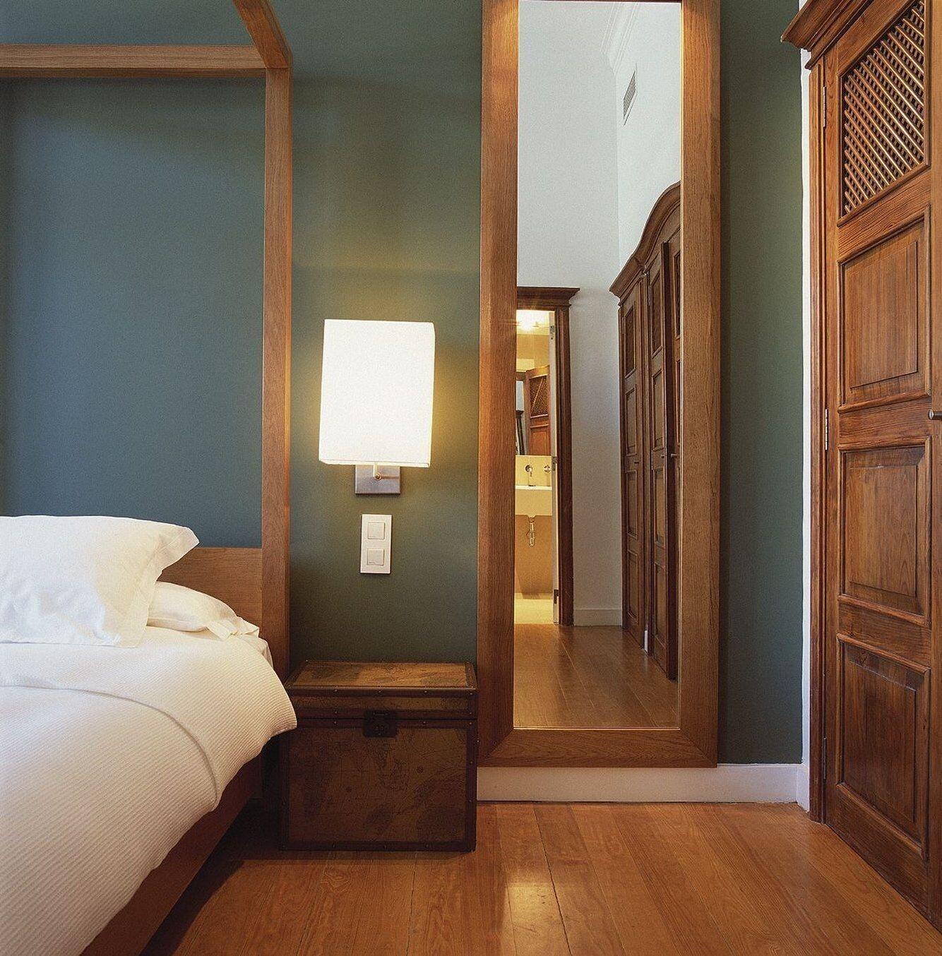 York House 4*