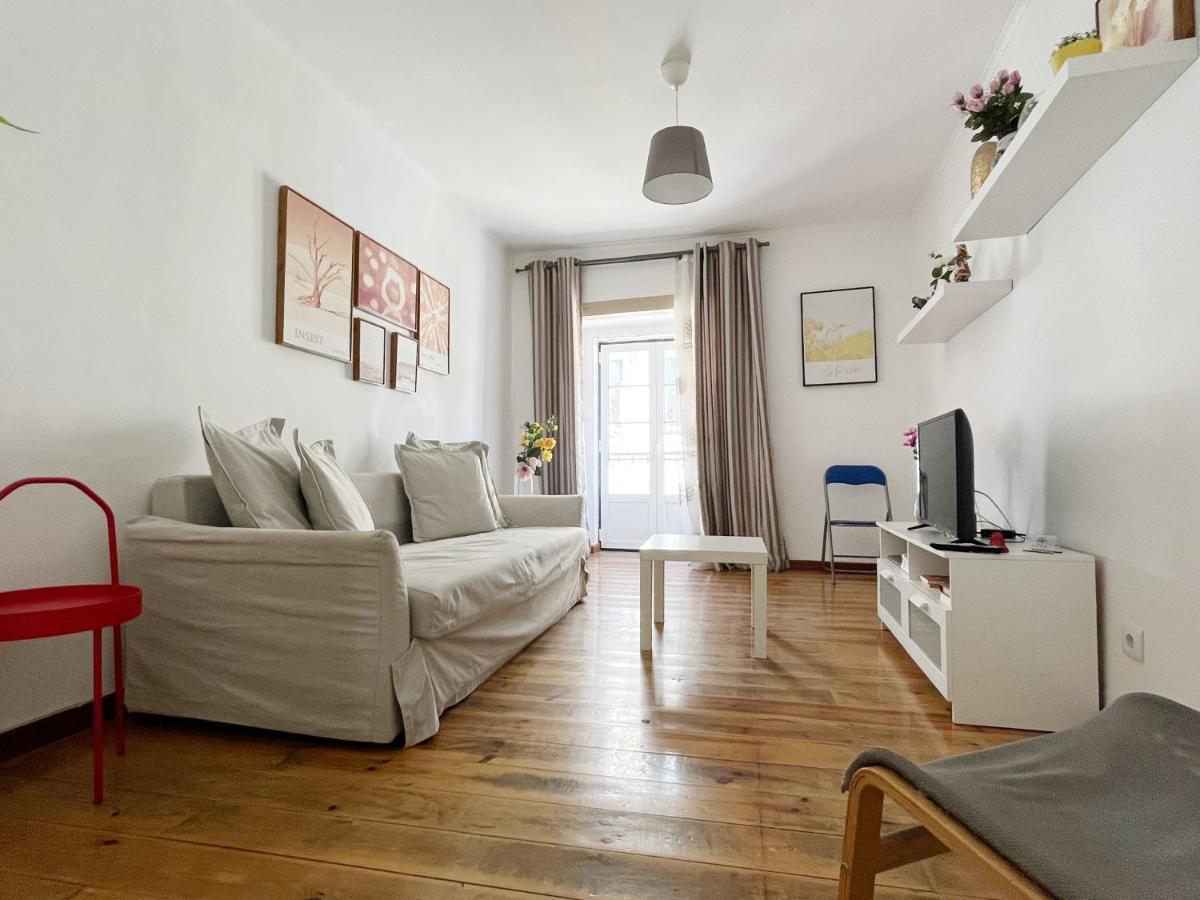 Martim Moniz Glory Apartment *