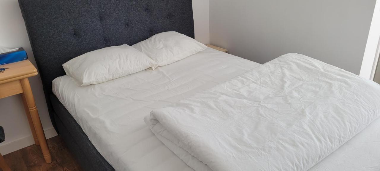 Comfy Near Metro * Lisbon