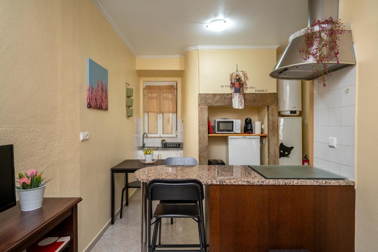 Cozy One Bedroom In Historic Location - Carmo Lisbon