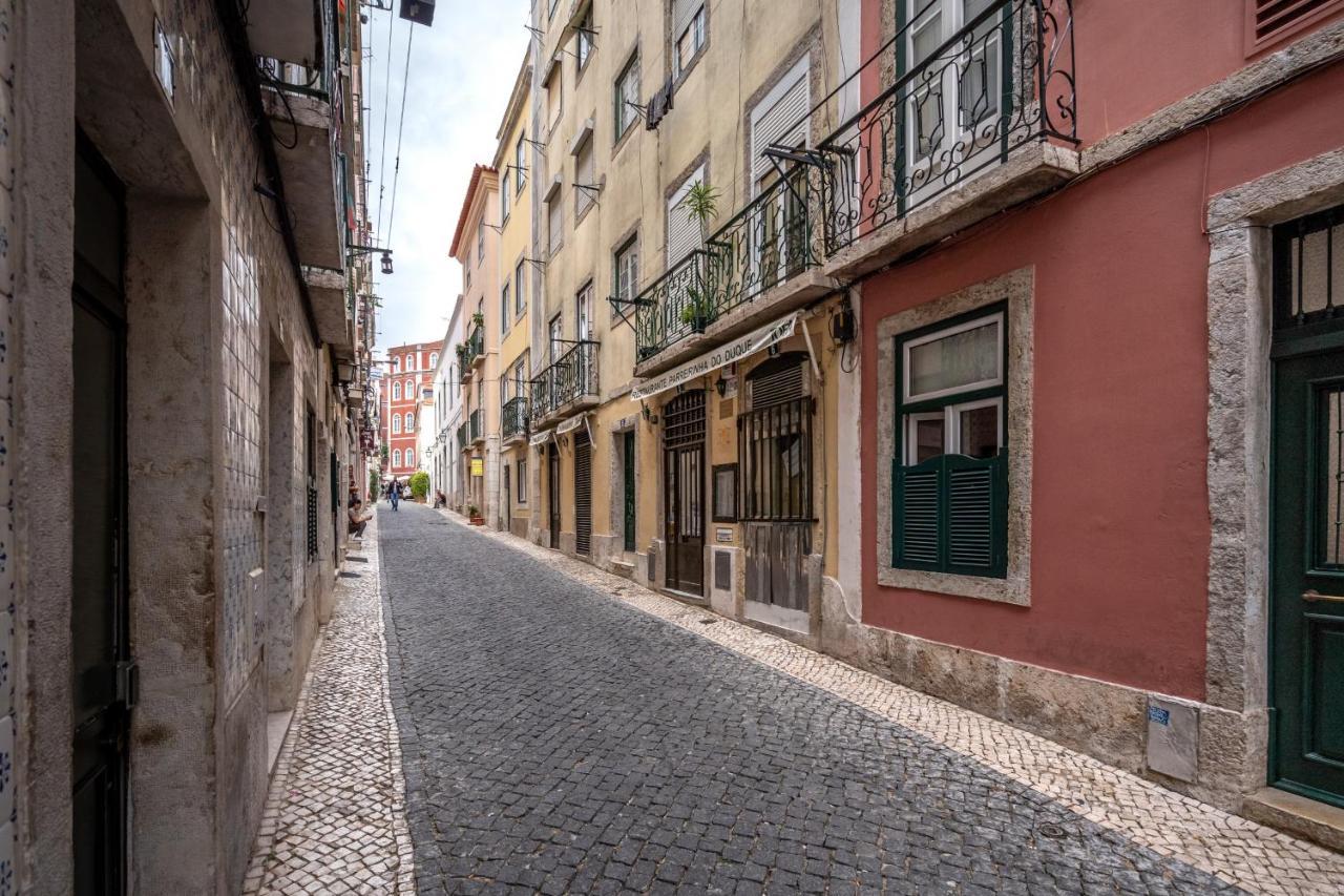 Cozy One Bedroom In Historic Location - Carmo Apartment *
