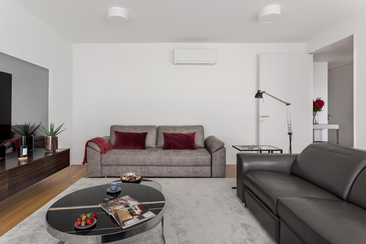 Apartment Modern 3br With Terrace In Benfica By Host For Us Lisbon