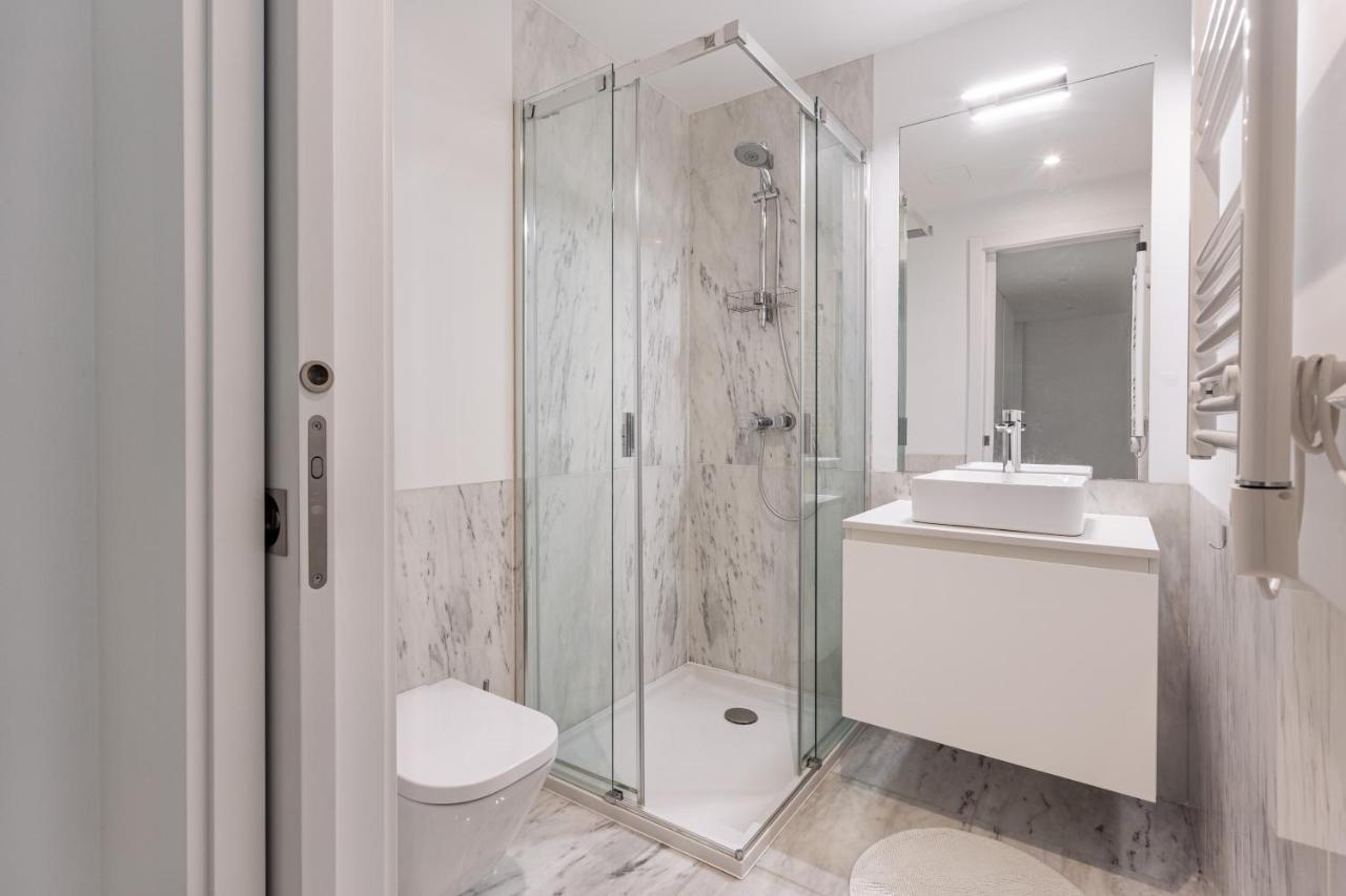 Modern 3br With Terrace In Benfica By Host For Us * Lisbon