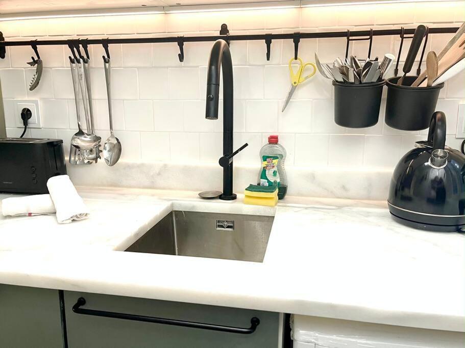 Rs1e Cozy, New Ac! Quiet & Central, Perfect Stay! Apartment