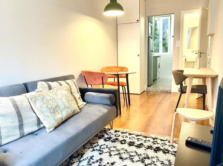 Apartment Rs1e Cozy, New Ac! Quiet & Central, Perfect Stay! *