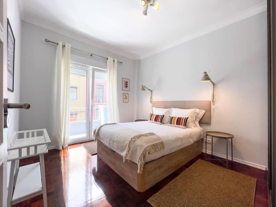 Olaias 2bed Near Metro * Lisboa