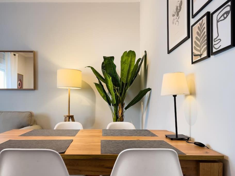 Olaias 2bed Near Metro Apartamento *