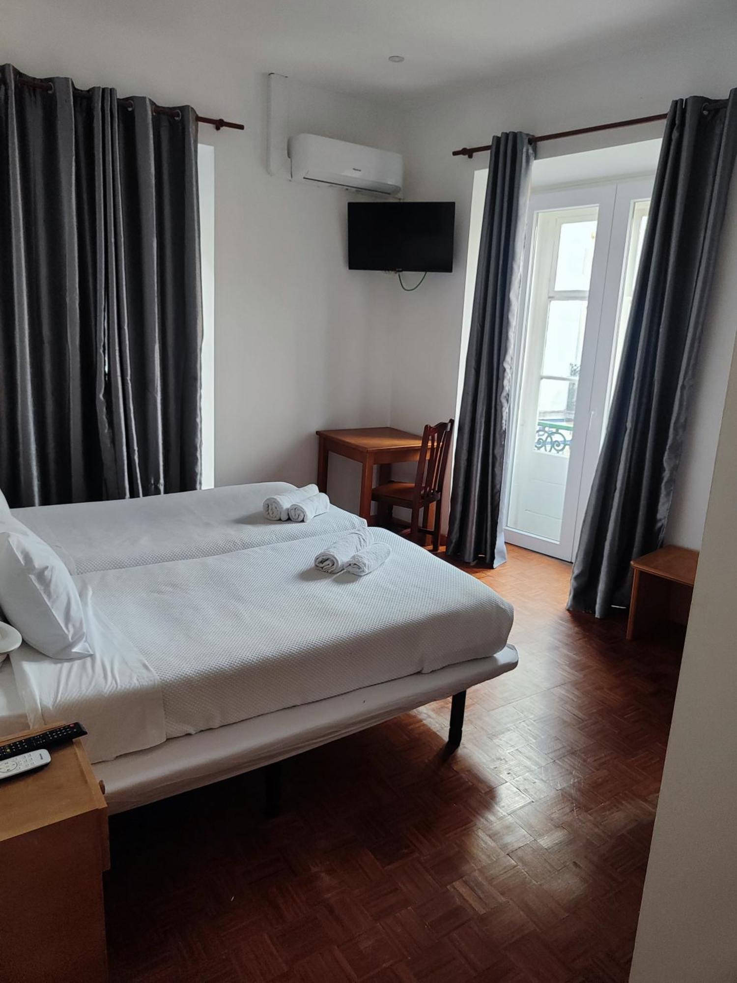 Guest house Guest House Rooms In Bairro Alto Lisbon