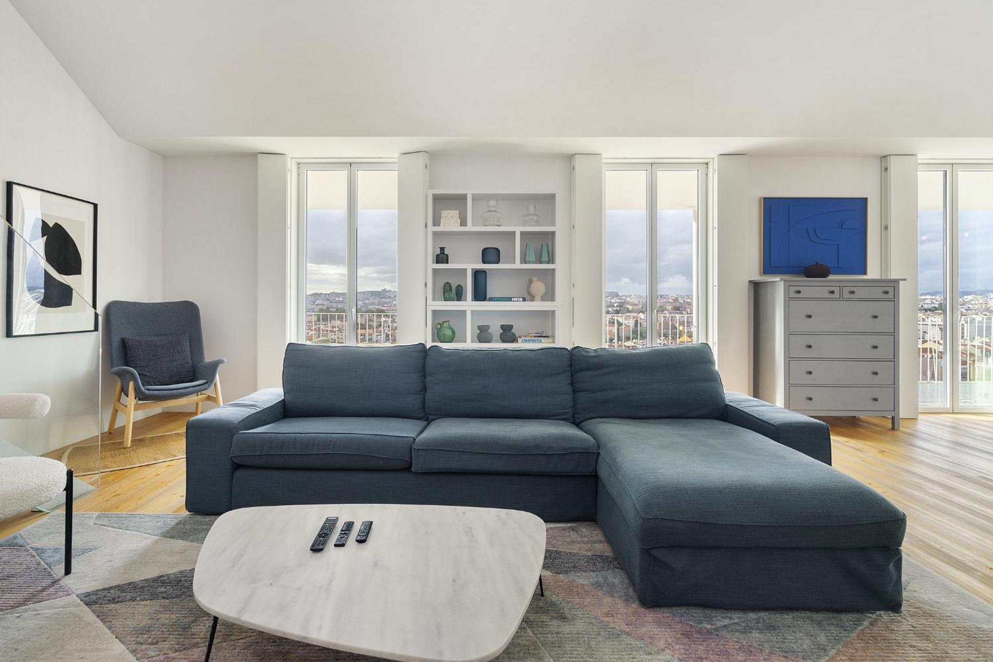 Whome Skyline Penthouse Luxury Living View, Ac & Elevator *
