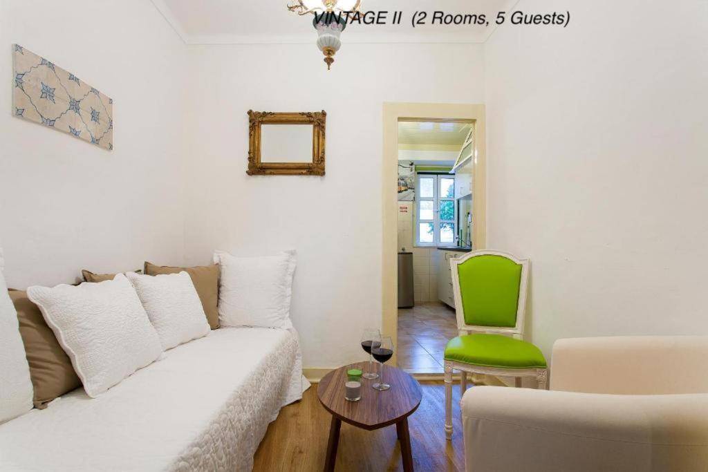 Alfama Vintage 1 Guests - Alfama Vintage 2 Five Guests - Alfama Vintage 3 Three Guests Apartment