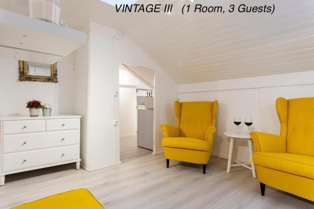Alfama Vintage 1 Guests - Alfama Vintage 2 Five Guests - Alfama Vintage 3 Three Guests