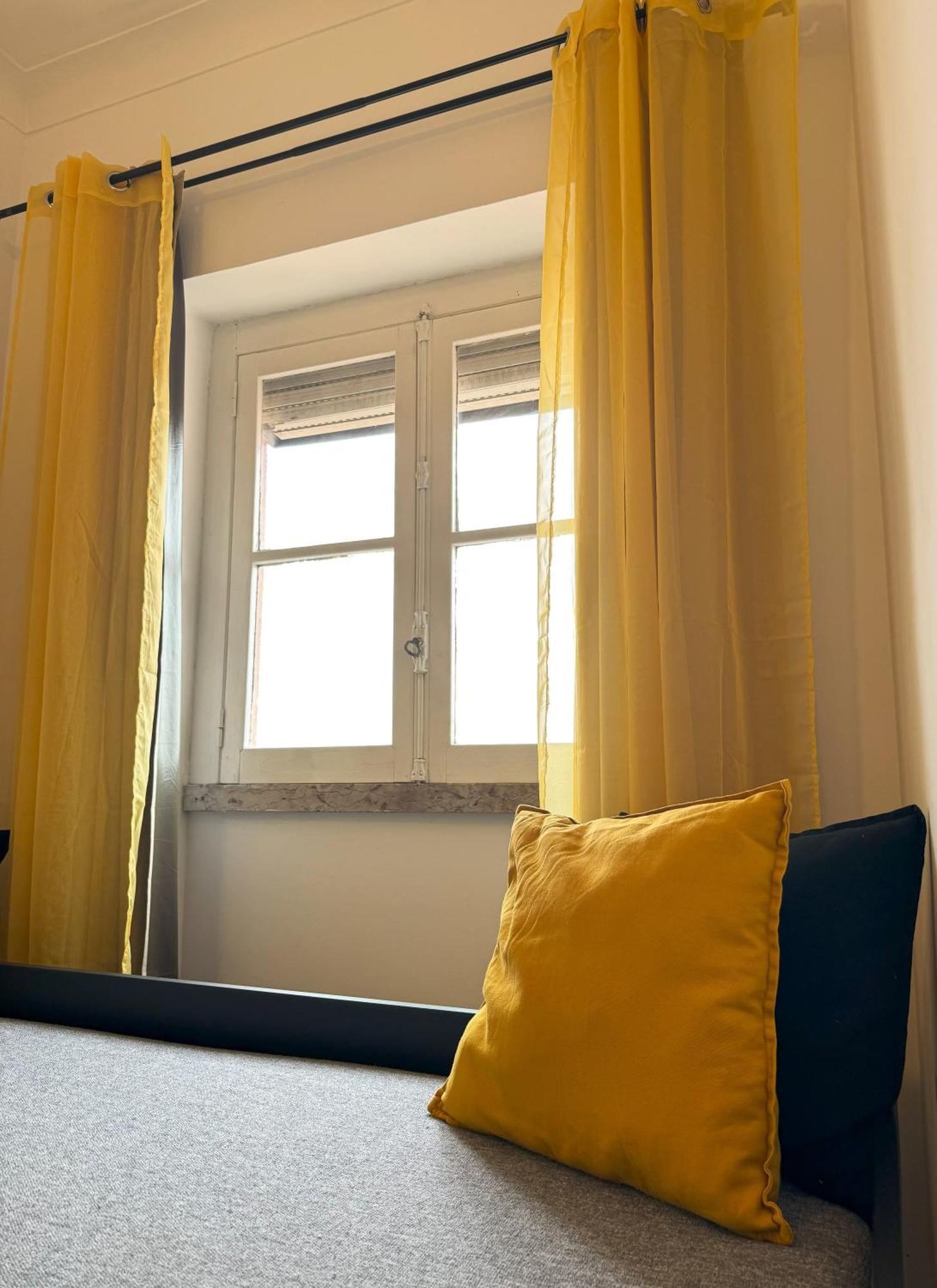 Quarto em Acomodações Particulares Casas Da Eva - Campolide Lisboa