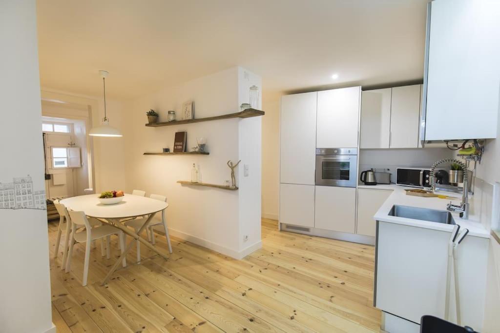 Historical Santos Apartment Lisbon
